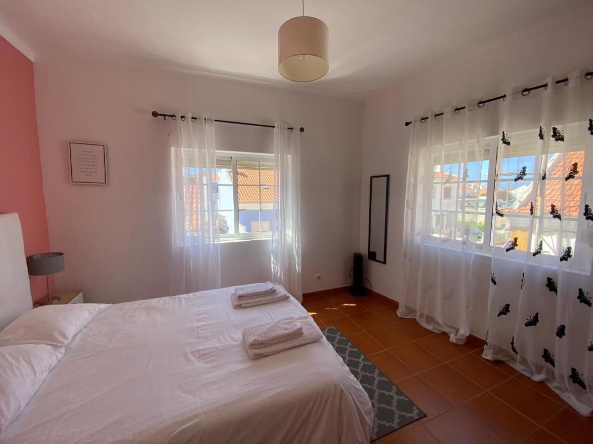 Apartamento Vicentino Віла-Нова-де-Мілфонтеш Екстер'єр фото